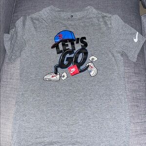 Boys Nike T-Shirt Size Large